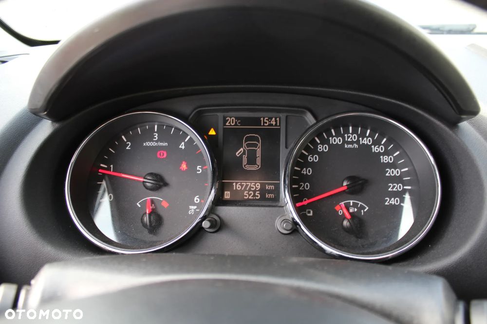 Nissan Qashqai 1.5 dCi DPF visia - 14