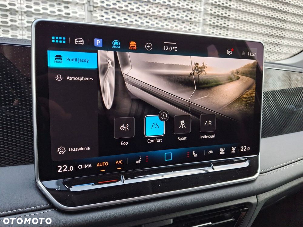 Volkswagen Tiguan - 27