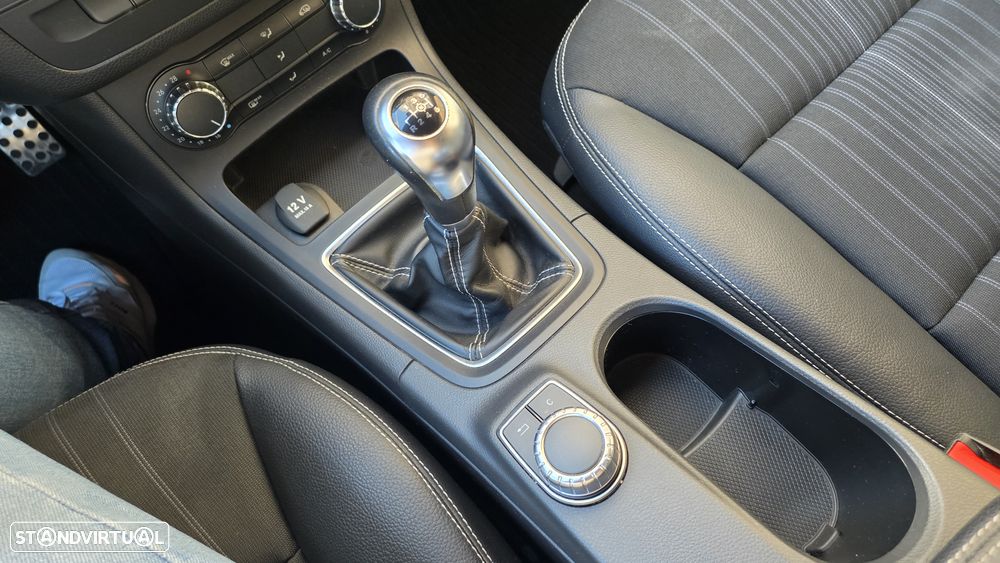 Mercedes-Benz B 180 CDi BlueEfficiency - 36