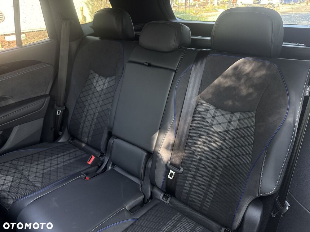 Volkswagen Tayron 2.0 TDI SCR 4Mot R-Line DSG - 33