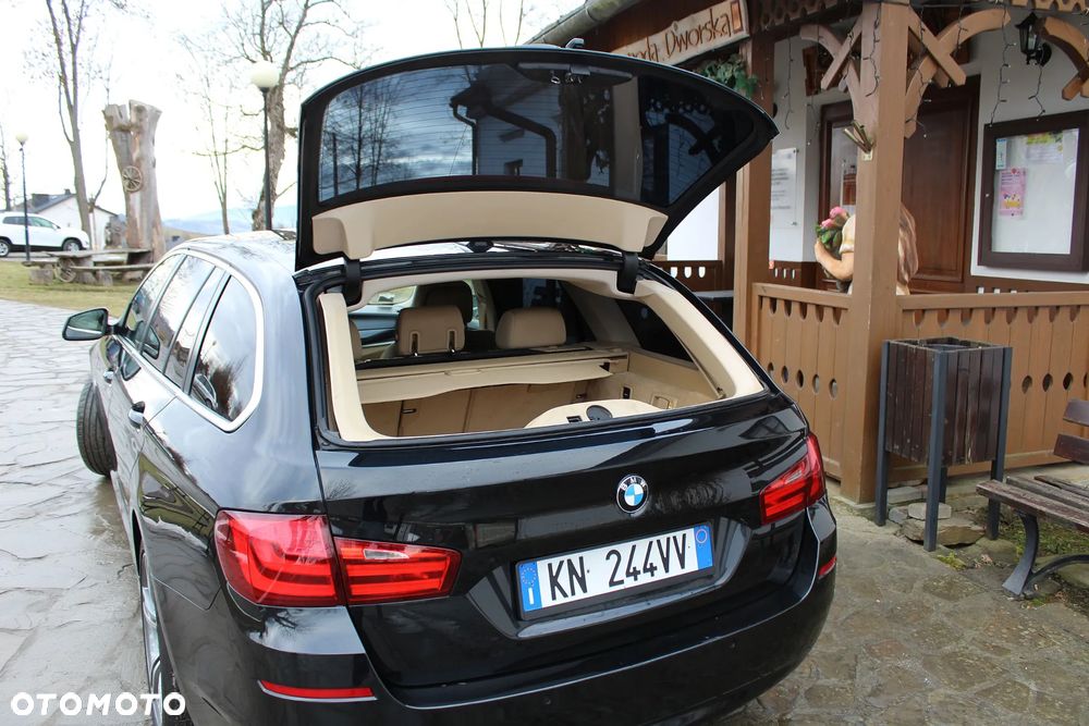 BMW Seria 5 520d Sport-Aut - 12