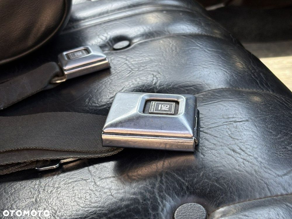 Oldsmobile Toronado - 35