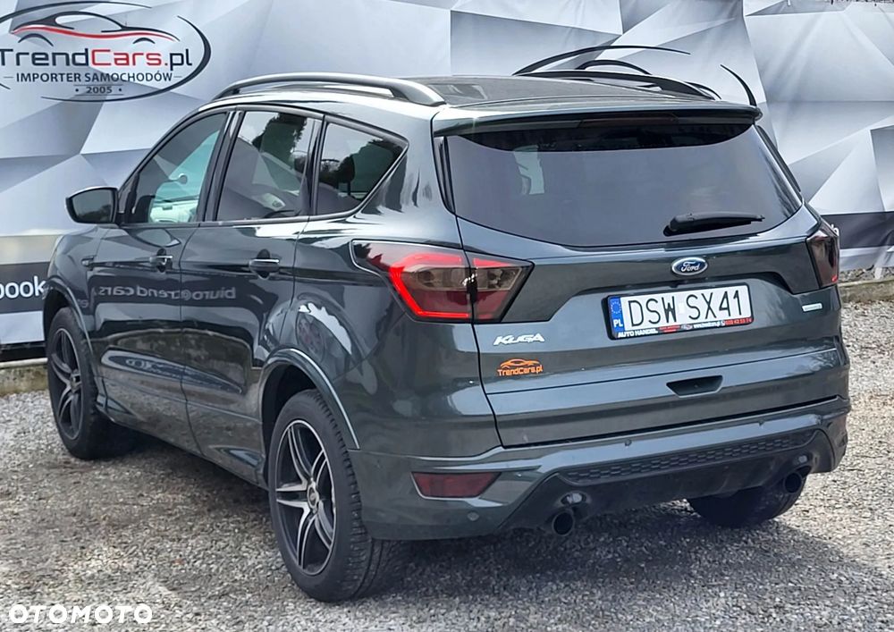 Ford Kuga 1.5 EcoBoost 2x4 ST-Line - 7