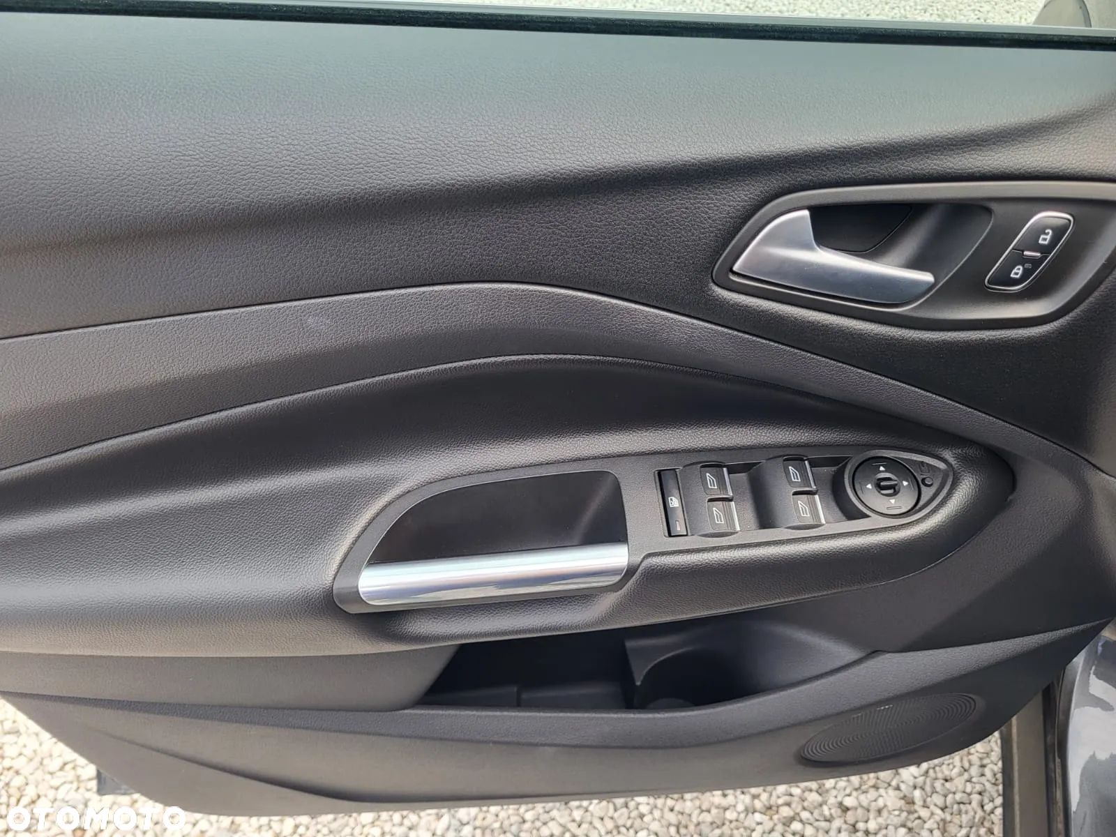 Ford Kuga 1.5 EcoBoost 2x4 Black & Silver - 18