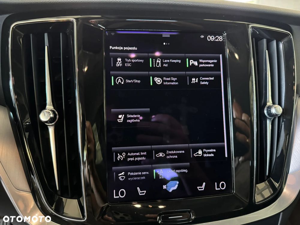 Volvo V60 B4 D Inscription - 15