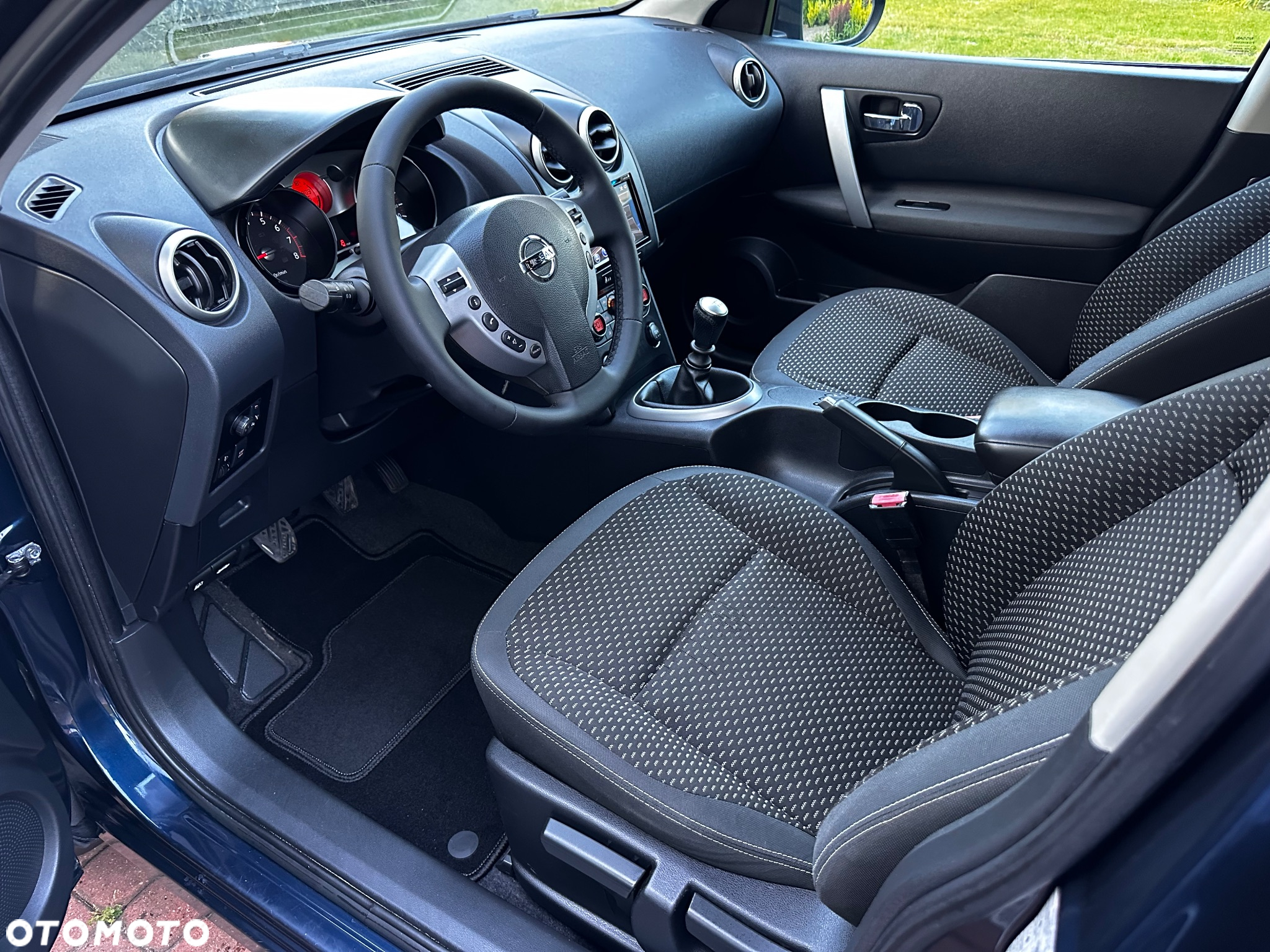 Nissan Qashqai 2.0 visia - 26