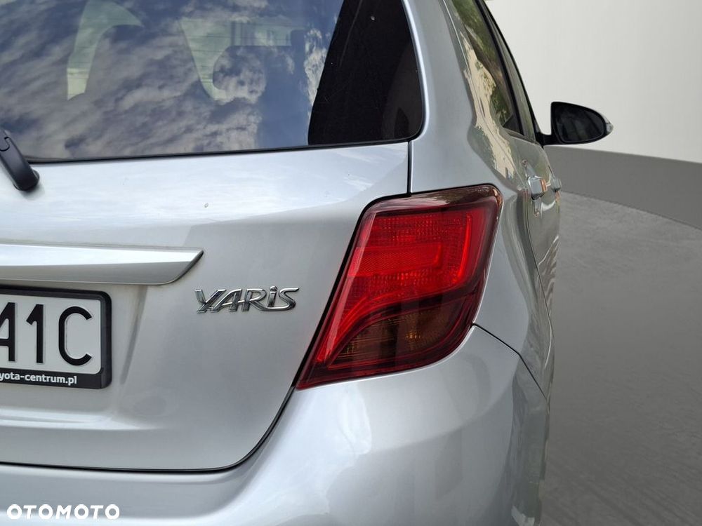 Toyota Yaris 1.33 Premium EU6 - 10