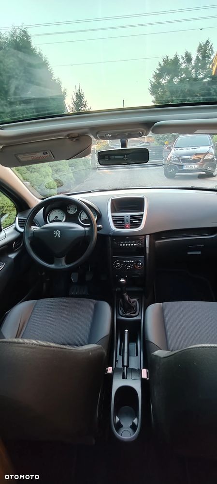 Peugeot 207 95 VTi Tendance - 10