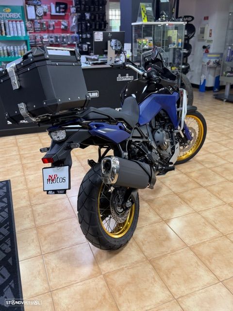 Suzuki DL - 5