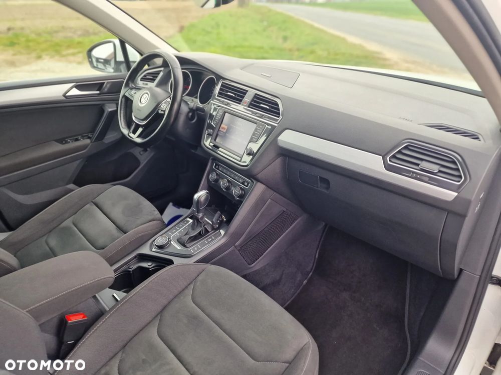 Volkswagen Tiguan 2.0 TDI SCR 4MOTION (BlueMotion Techn.) DSG Sound - 29