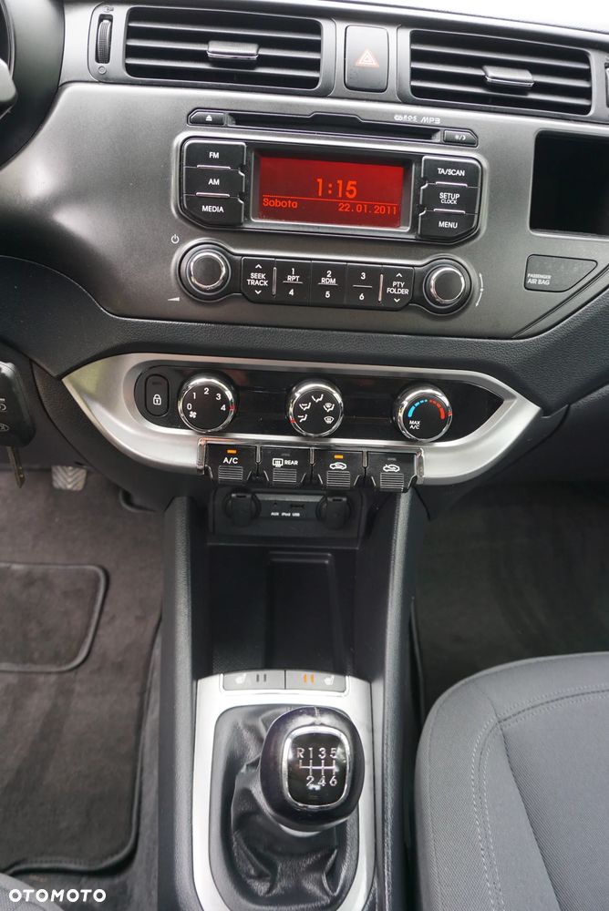 Kia Rio 1.4 Dream-Team Edition - 21