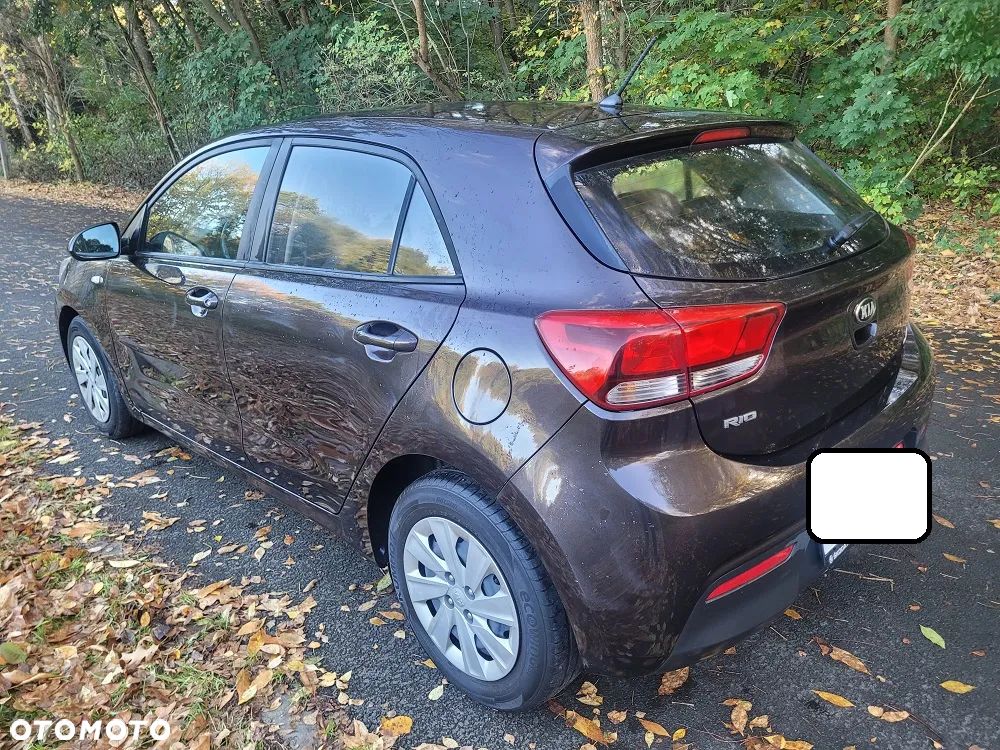 Kia Rio 1.2 Attract - 4