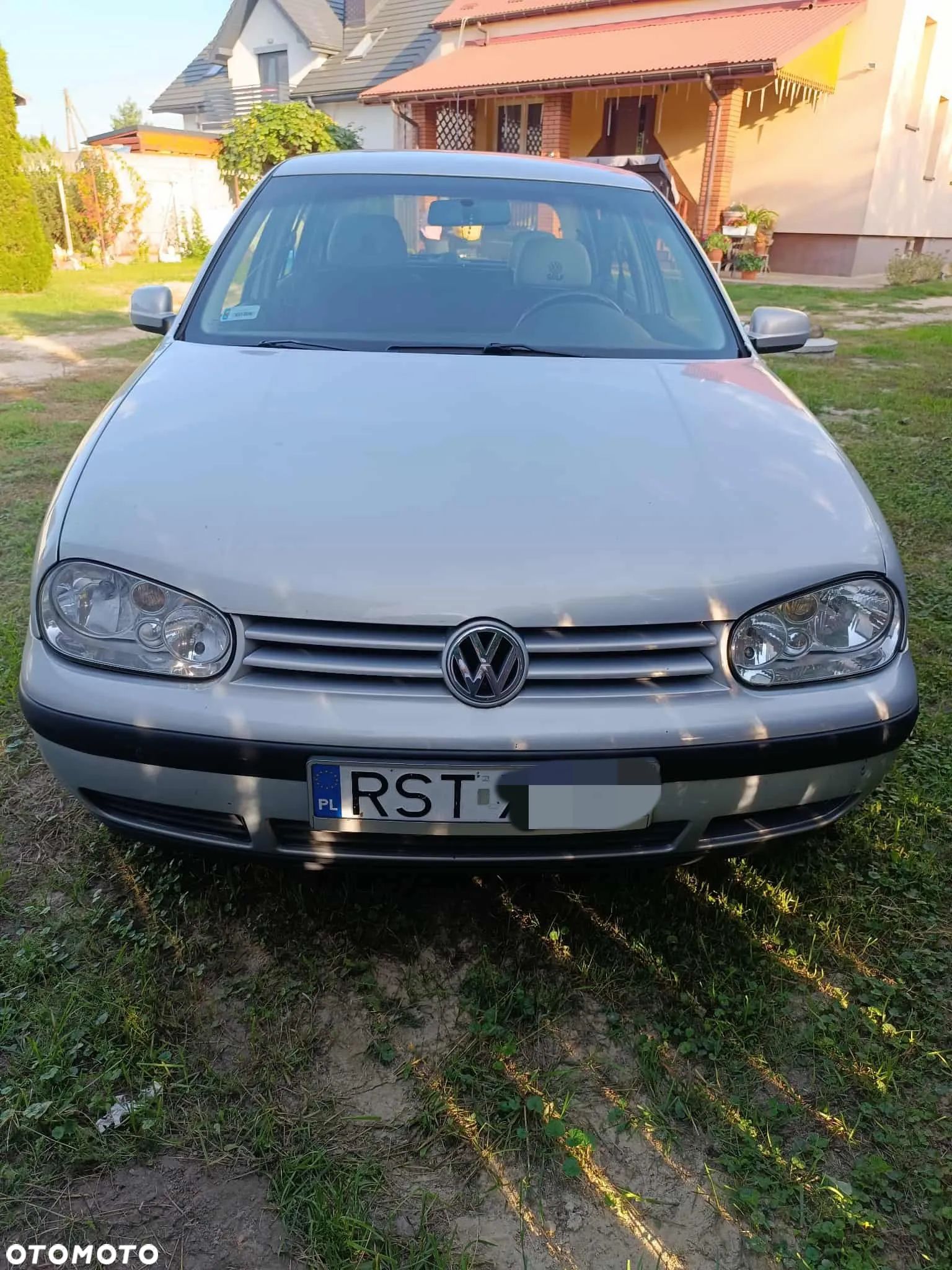 Volkswagen Golf 1.6 - 1