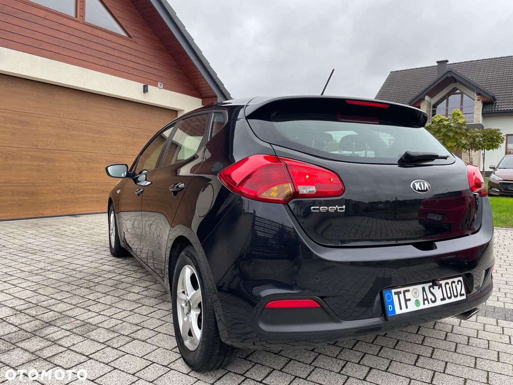 Kia Ceed 1.4 CVVT Dream Team Edition - 7
