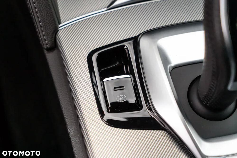 Alfa Romeo Stelvio 2.0 Turbo Veloce Q4 - 25