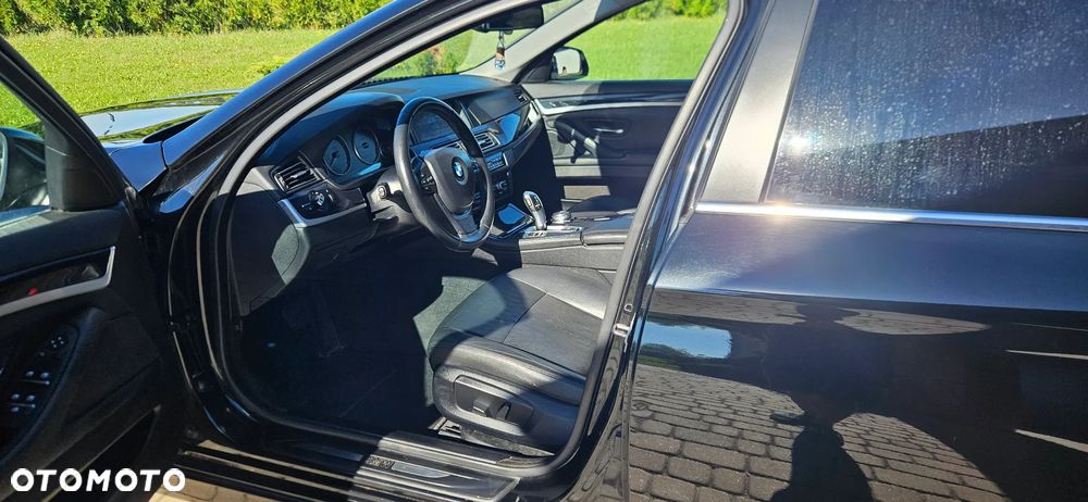 BMW Seria 5 520d - 8