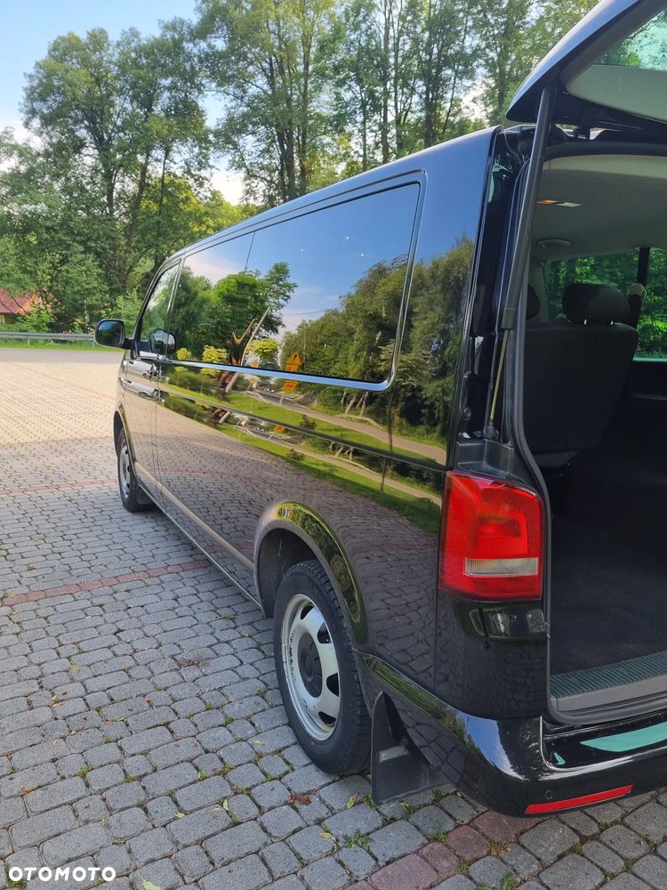 Volkswagen Caravelle - 12