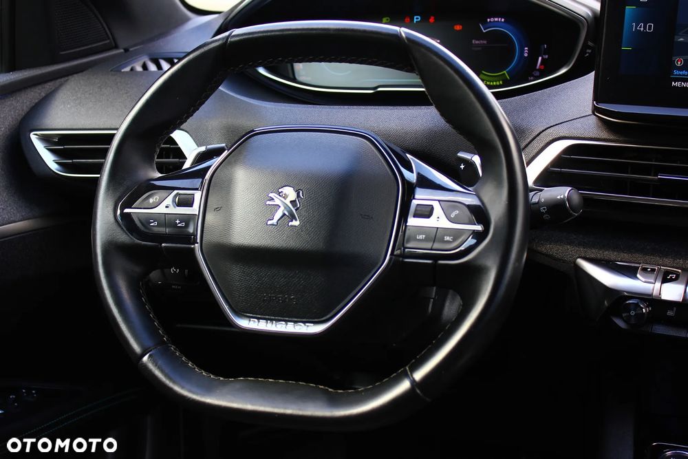 Peugeot 3008 225 e-EAT8 Allure - 37