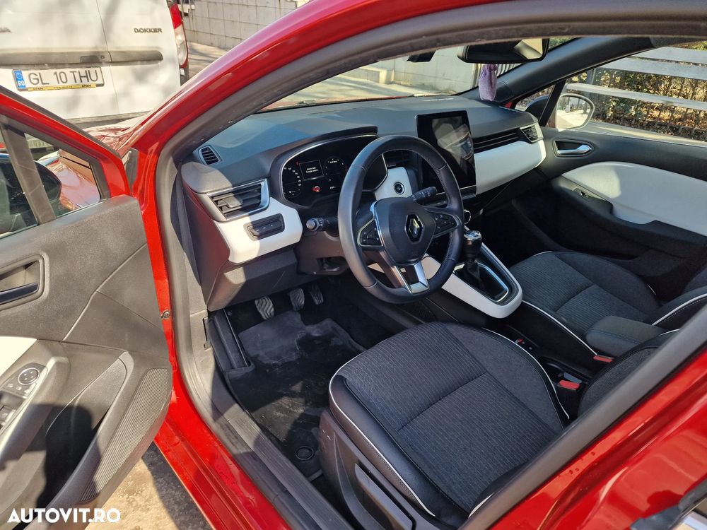 Renault Clio V TCe 90 Techno - 10