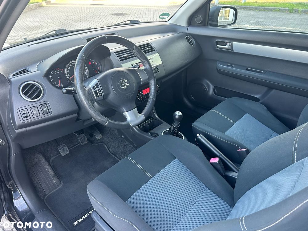 Suzuki Swift 1.3 Comfort+ - 27