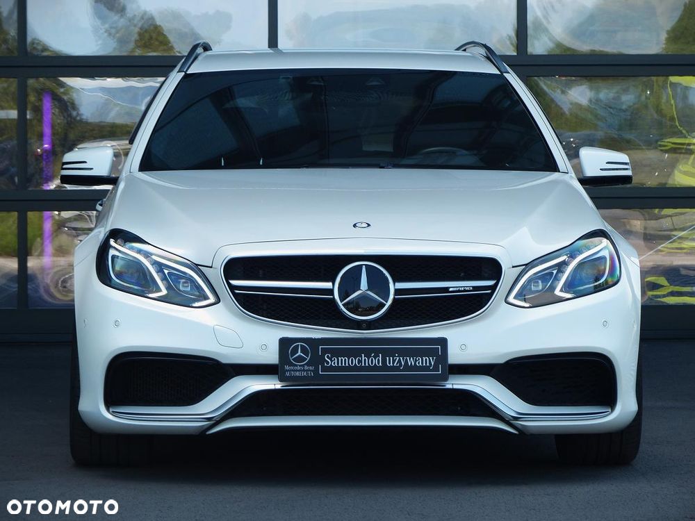 Mercedes-Benz Klasa E 63 AMG S 4-Matic - 3