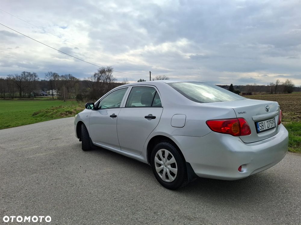 Toyota Corolla 1.4 VVT-i Terra - 22