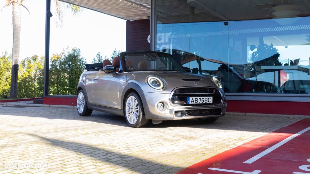 MINI Cabrio Cooper S Auto - 2