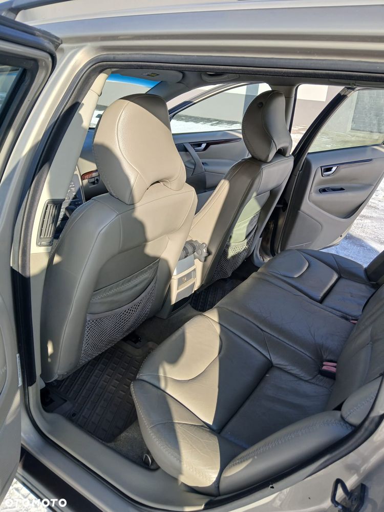 Volvo XC 70 - 7