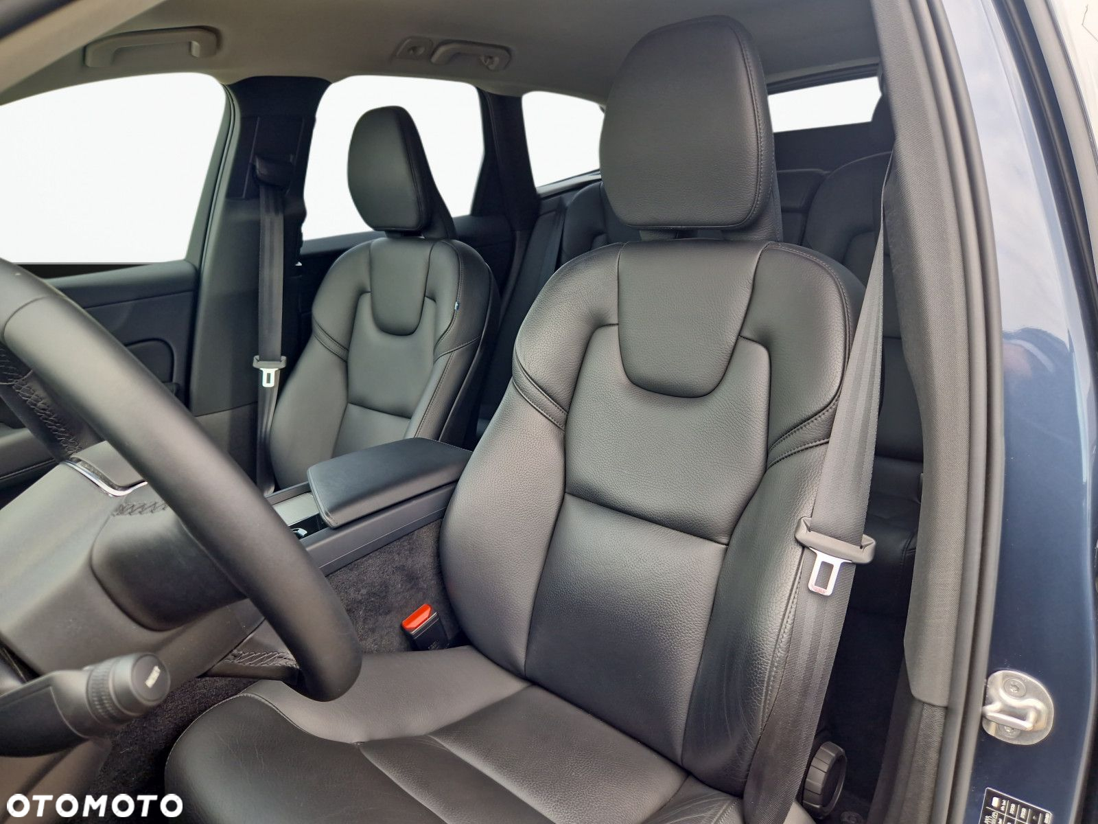 Volvo XC 60 - 11