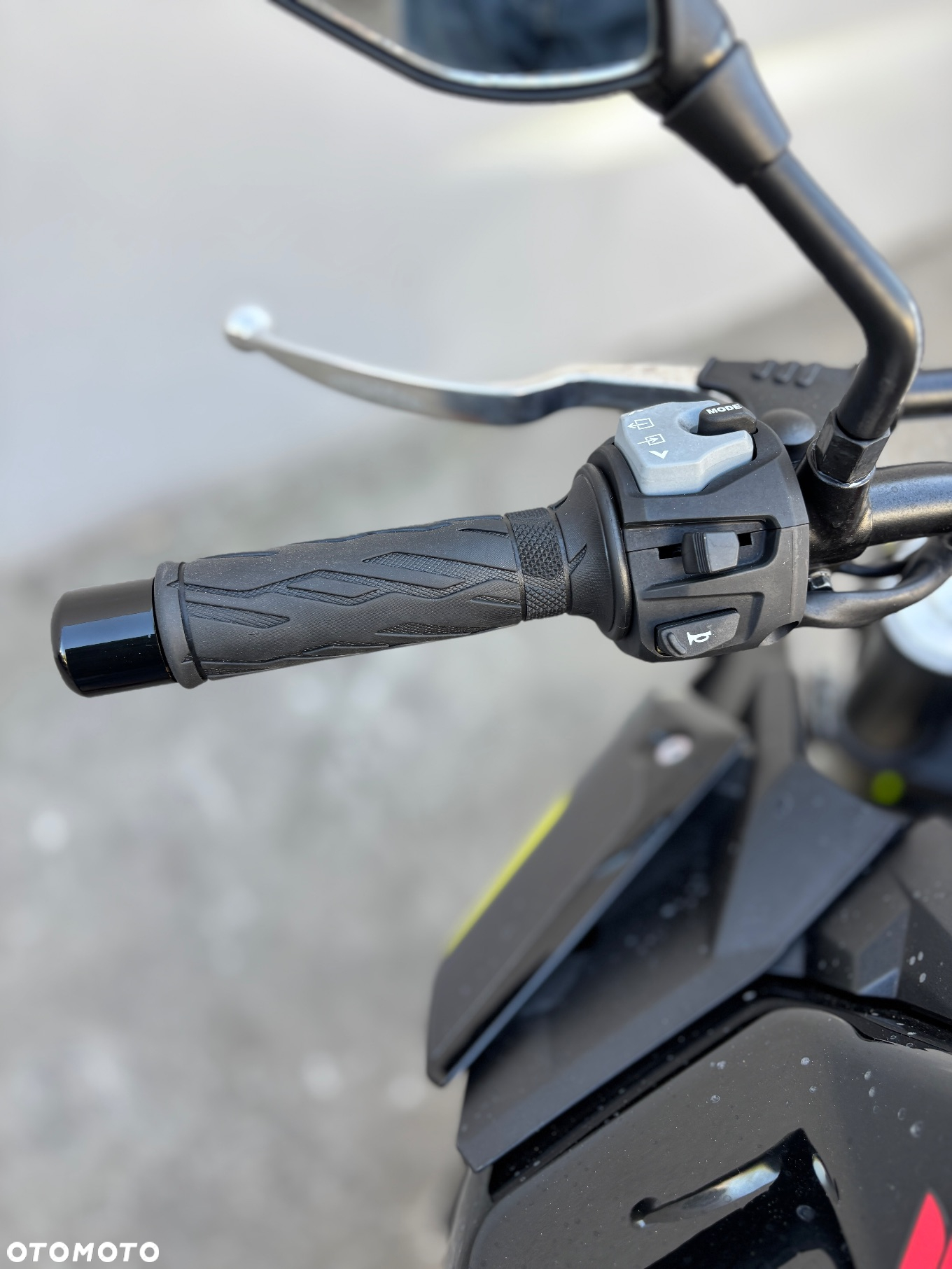 Suzuki GSX - 14