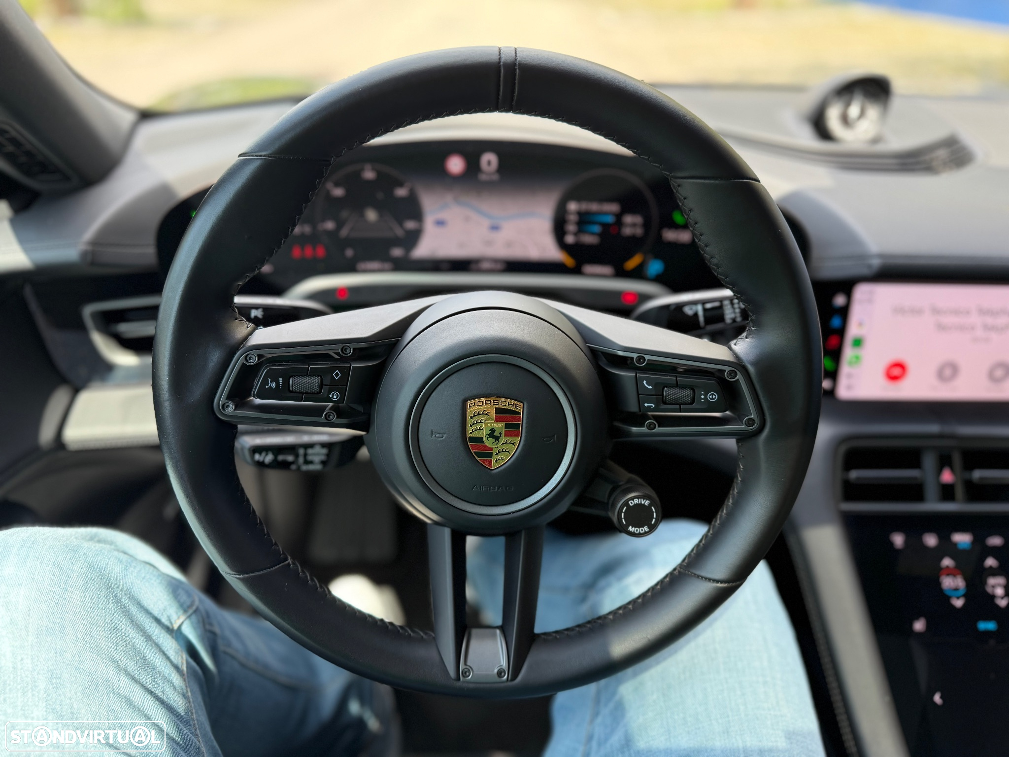 Porsche Taycan Cross Turismo 4 - 34