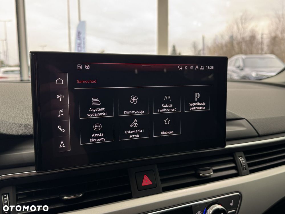 Audi A4 Limousine - 32