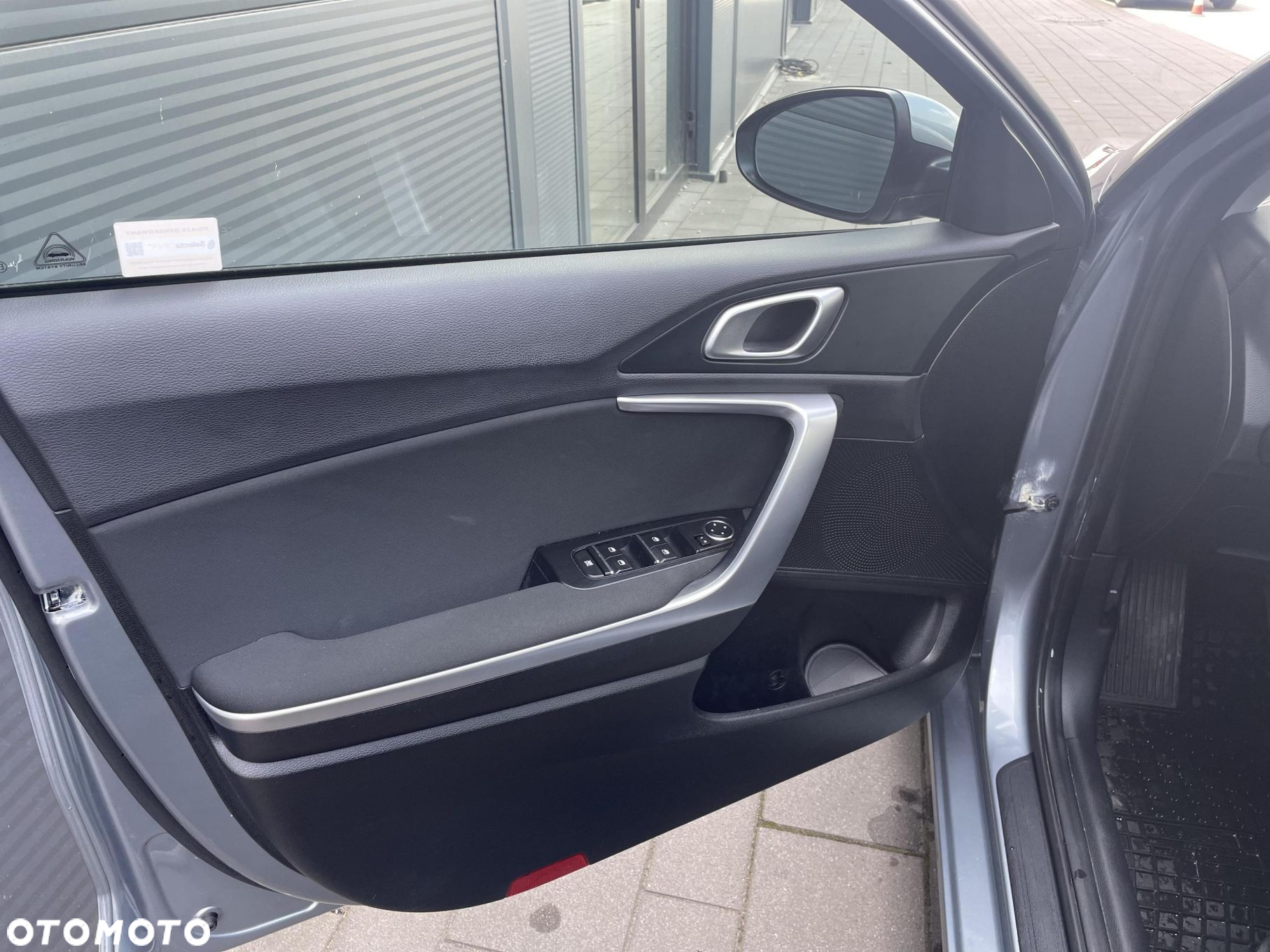 Kia Ceed 1.5 T-GDI M - 10