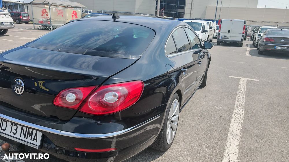 Volkswagen Passat - 12