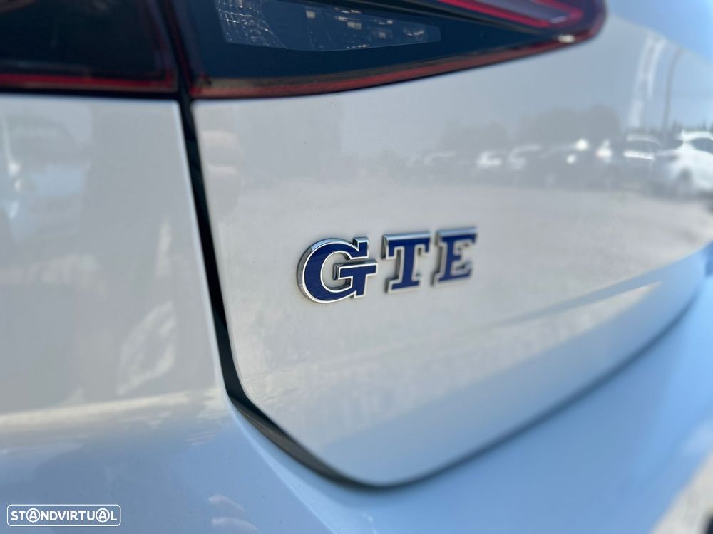 VW Golf - 8