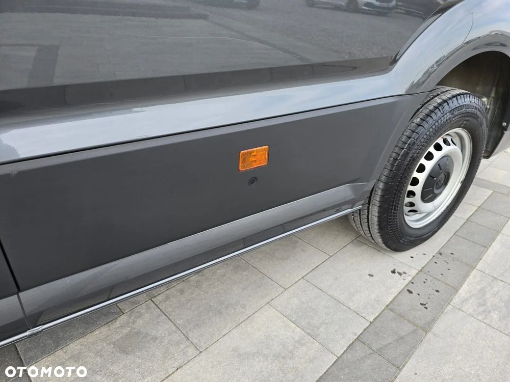 Volkswagen Crafter - 25