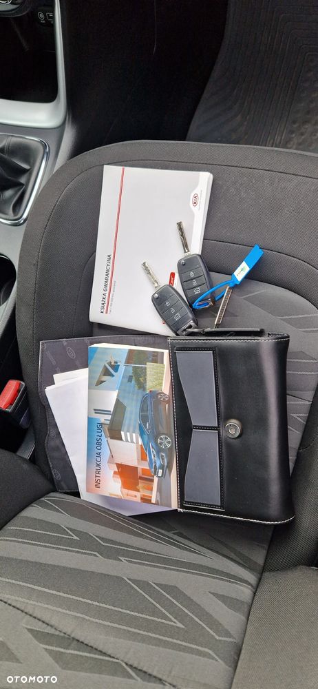 Kia Ceed 1.6 GDI Smart Plus - 20