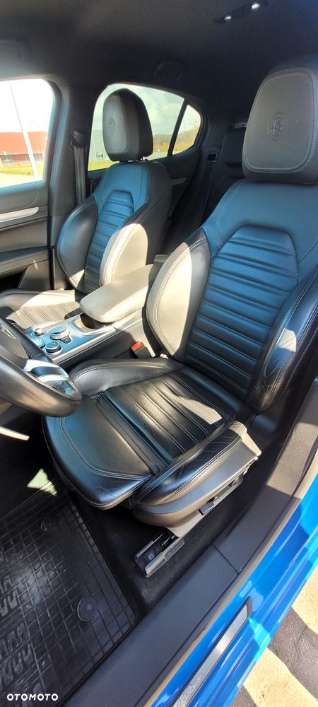 Alfa Romeo Stelvio 2.0 Turbo Veloce Q4 - 10