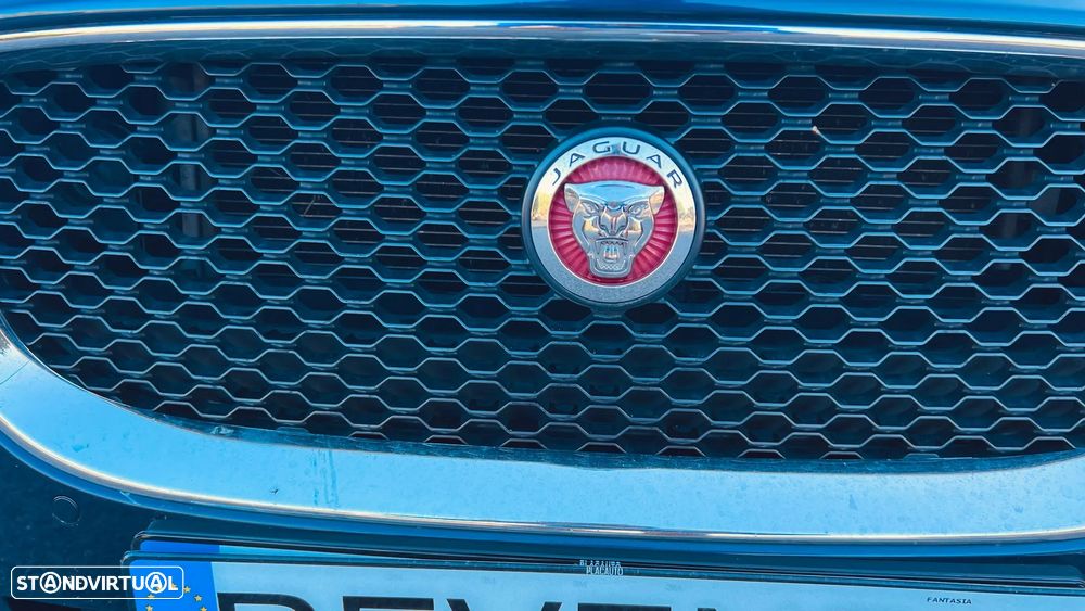 Jaguar XE 20d Aut. Prestige - 31
