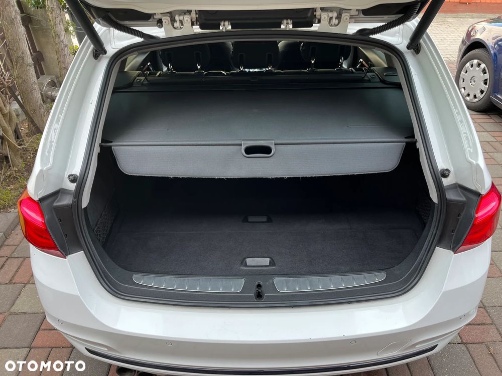 BMW Seria 3 320i GPF Sport Line Shadow sport - 31