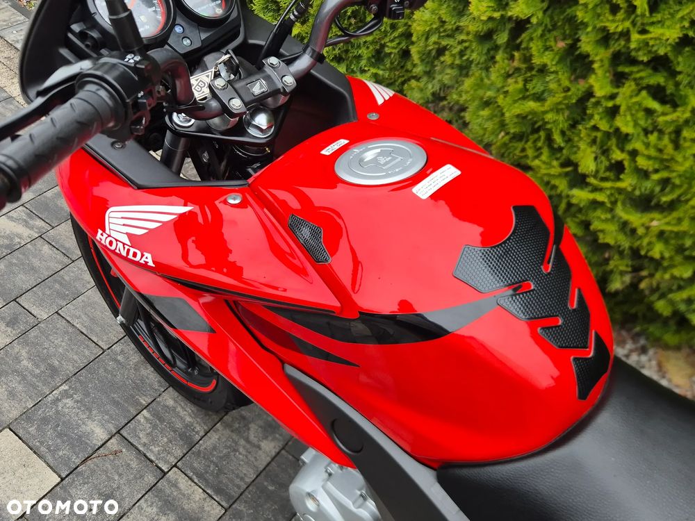 Honda CBF - 21
