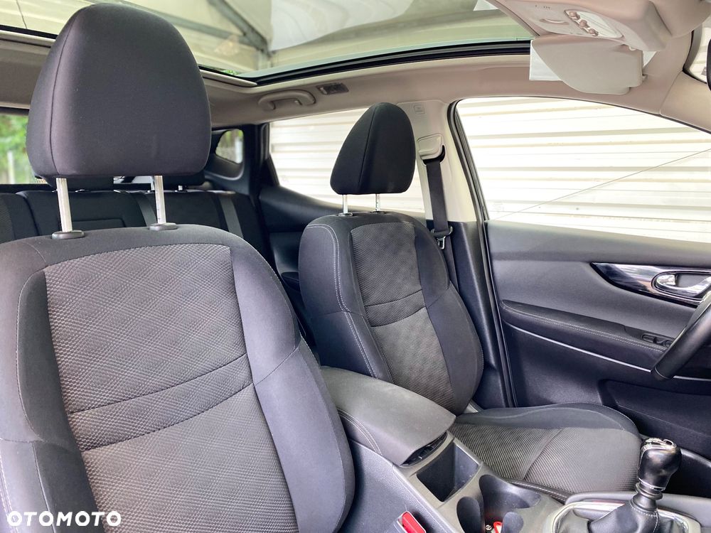 Nissan Qashqai 1.5 dCi Tekna - 16