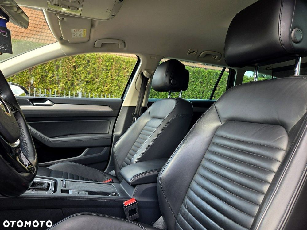 Volkswagen Passat - 9