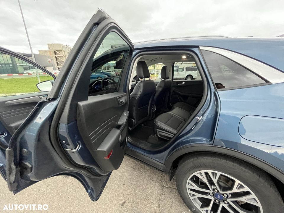 Ford Kuga - 21