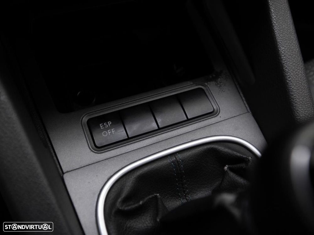 VW Golf Variant - 16