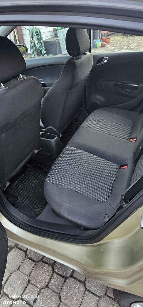 Opel Corsa 1.2 16V Cosmo - 7