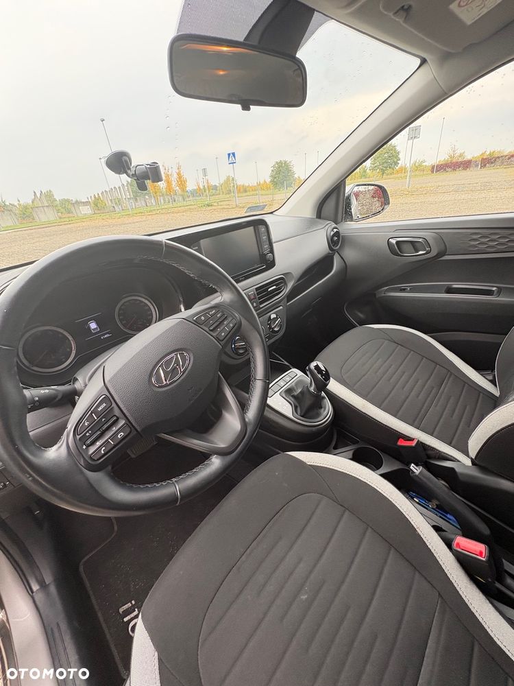 Hyundai i10 - 11