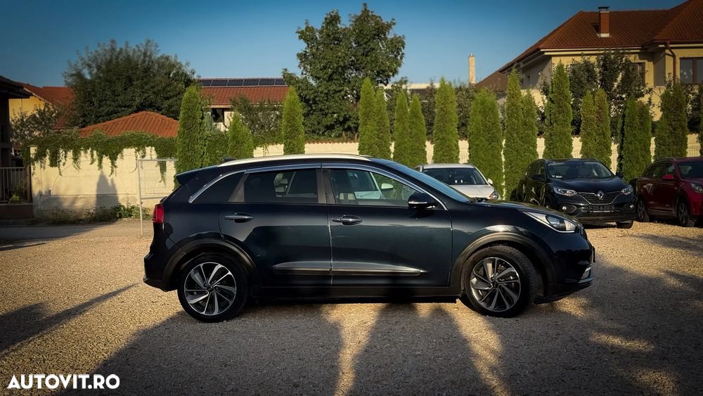 Kia Niro 1.6 GDI 2WD Aut. Vision - 11