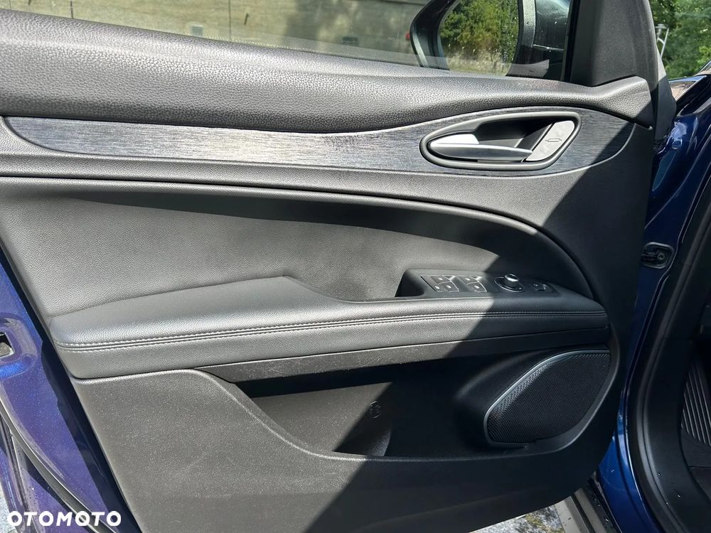 Alfa Romeo Stelvio 2.2 Diesel 16V AT8 Q4 Business - 20