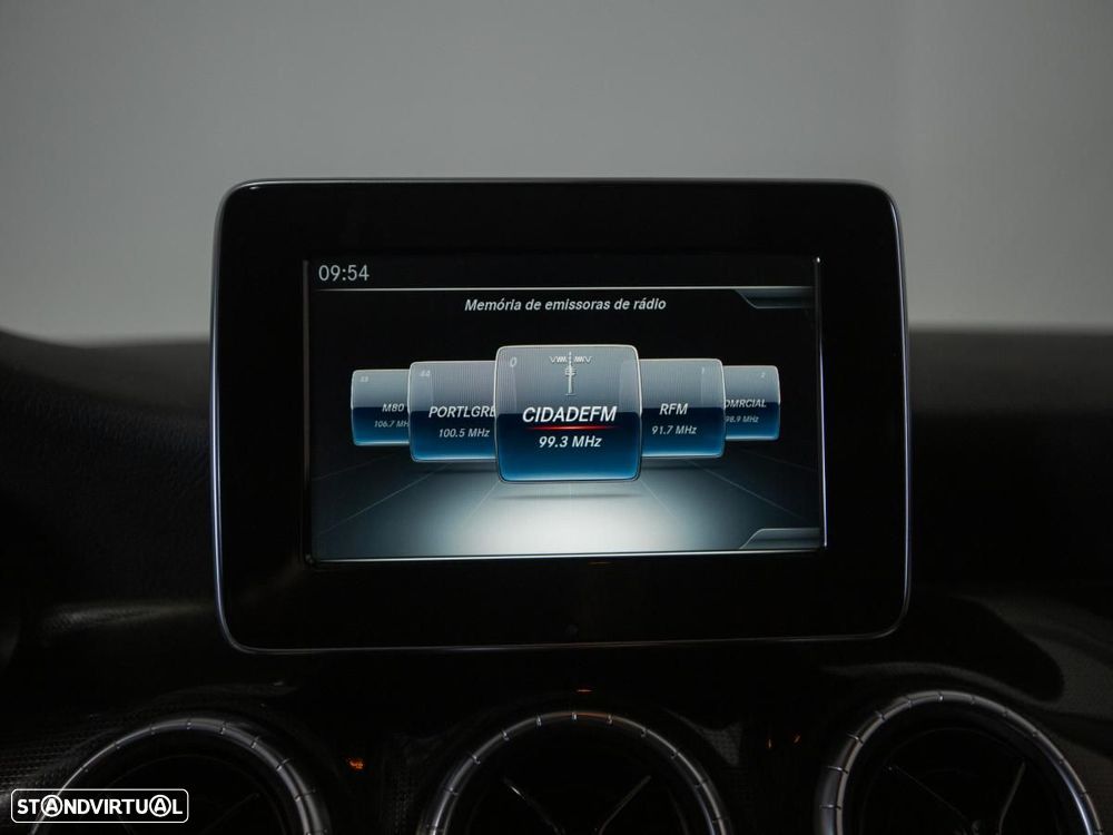 Mercedes-Benz CLA 200 - 17